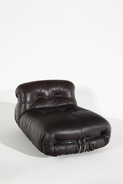 SCARPA AFRA (1937 -2011) & TOBIA (n. 1935) : Poltrona con poggiapiedi Soriana per Cassina  - Asta Asta 383 | DESIGN E ARTI DECORATIVE DEL NOVECENTO - FINE DESIGN Tradizionale - Associazione Nazionale - Case d'Asta italiane