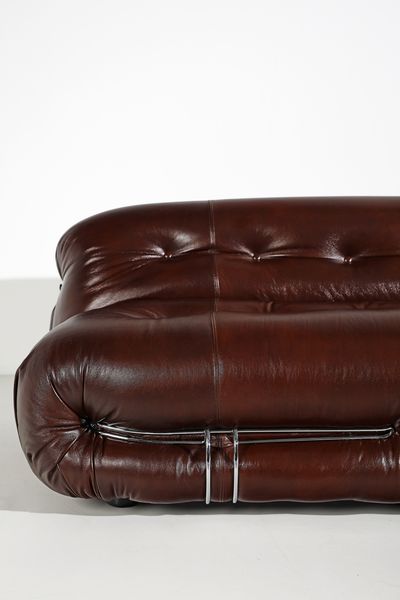 SCARPA AFRA (1937 -2011) & TOBIA (n. 1935) : Divano Soriana per Cassina  - Asta Asta 383 | DESIGN E ARTI DECORATIVE DEL NOVECENTO - FINE DESIGN Tradizionale - Associazione Nazionale - Case d'Asta italiane