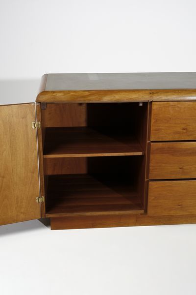 GIOVANNI BATTISTA BASSI : Credenza  - Asta Asta 383 | DESIGN E ARTI DECORATIVE DEL NOVECENTO - FINE DESIGN Tradizionale - Associazione Nazionale - Case d'Asta italiane