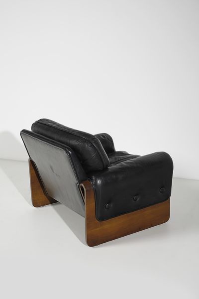 BUZZI FERDINANDO (1931 - 2021) : Coppia di poltrone Sabrina per Ferruccio Brunati  - Asta Asta 383 | DESIGN E ARTI DECORATIVE DEL NOVECENTO - FINE DESIGN Tradizionale - Associazione Nazionale - Case d'Asta italiane