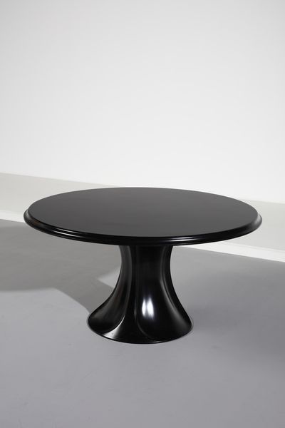 PIERLUIGI SPADOLINI, EMILIO GUARNACCI & CLAUDIO VAGNONI : Tavolo Boccio con sei sedie per 1PI  - Asta Asta 383 | DESIGN E ARTI DECORATIVE DEL NOVECENTO - FINE DESIGN Tradizionale - Associazione Nazionale - Case d'Asta italiane