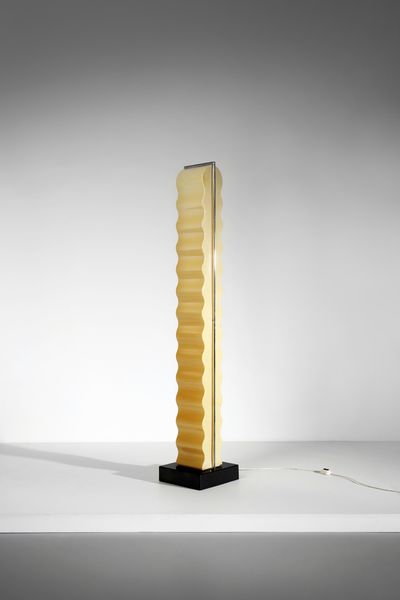 SOTTSASS ETTORE (1917 - 2007) : Lampada da terra Cometa per Design Centre  - Asta Asta 383 | DESIGN E ARTI DECORATIVE DEL NOVECENTO - FINE DESIGN Tradizionale - Associazione Nazionale - Case d'Asta italiane