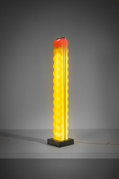 SOTTSASS ETTORE (1917 - 2007) : Lampada da terra Cometa per Design Centre  - Asta Asta 383 | DESIGN E ARTI DECORATIVE DEL NOVECENTO - FINE DESIGN Tradizionale - Associazione Nazionale - Case d'Asta italiane