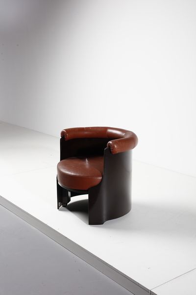 CACCIA DOMINIONI LUIGI (n. 1913) : Poltrona per Azucena  - Asta Asta 383 | DESIGN E ARTI DECORATIVE DEL NOVECENTO - FINE DESIGN Tradizionale - Associazione Nazionale - Case d'Asta italiane