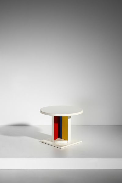 GRAY EILEEN (1878 - 1976) : Raro coffee table  - Asta Asta 383 | DESIGN E ARTI DECORATIVE DEL NOVECENTO - FINE DESIGN Tradizionale - Associazione Nazionale - Case d'Asta italiane