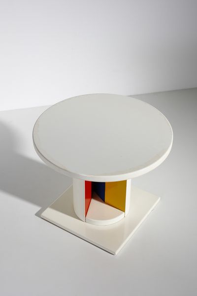 GRAY EILEEN (1878 - 1976) : Raro coffee table  - Asta Asta 383 | DESIGN E ARTI DECORATIVE DEL NOVECENTO - FINE DESIGN Tradizionale - Associazione Nazionale - Case d'Asta italiane