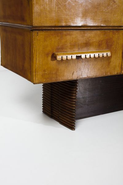 PONTI GIO (1891 - 1979) : Mobile da soggiorno  - Asta Asta 383 | DESIGN E ARTI DECORATIVE DEL NOVECENTO - FINE DESIGN Tradizionale - Associazione Nazionale - Case d'Asta italiane