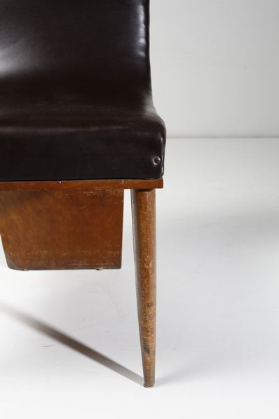 PONTI GIO (1891 - 1979) : Poltroncina da camera  - Asta Asta 383 | DESIGN E ARTI DECORATIVE DEL NOVECENTO - FINE DESIGN Tradizionale - Associazione Nazionale - Case d'Asta italiane