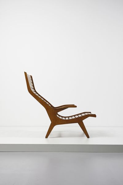 ROMANO AUGUSTO : attribuito. Poltrona a sdraio  - Asta Asta 383 | DESIGN E ARTI DECORATIVE DEL NOVECENTO - FINE DESIGN Tradizionale - Associazione Nazionale - Case d'Asta italiane