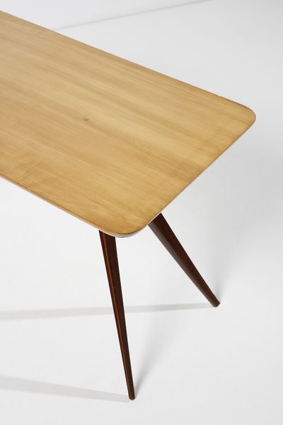 GIORDANI PIERLUIGI : Tavolino da salotto  - Asta Asta 383 | DESIGN E ARTI DECORATIVE DEL NOVECENTO - FINE DESIGN Tradizionale - Associazione Nazionale - Case d'Asta italiane