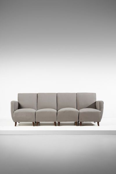 PONTI GIO (1891 - 1979) : Divano  - Asta Asta 383 | DESIGN E ARTI DECORATIVE DEL NOVECENTO - FINE DESIGN Tradizionale - Associazione Nazionale - Case d'Asta italiane