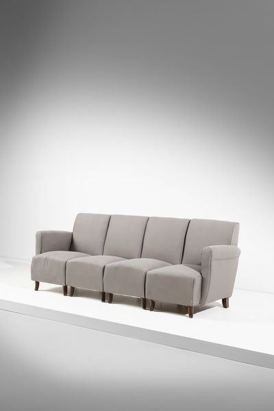 PONTI GIO (1891 - 1979) : Divano  - Asta Asta 383 | DESIGN E ARTI DECORATIVE DEL NOVECENTO - FINE DESIGN Tradizionale - Associazione Nazionale - Case d'Asta italiane