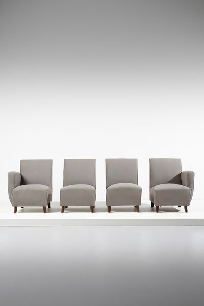 PONTI GIO (1891 - 1979) : Divano  - Asta Asta 383 | DESIGN E ARTI DECORATIVE DEL NOVECENTO - FINE DESIGN Tradizionale - Associazione Nazionale - Case d'Asta italiane