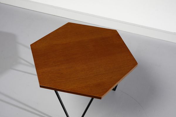 PONTI GIO (1891 - 1979) : Coppia di tavolini per ISA  - Asta Asta 383 | DESIGN E ARTI DECORATIVE DEL NOVECENTO - FINE DESIGN Tradizionale - Associazione Nazionale - Case d'Asta italiane