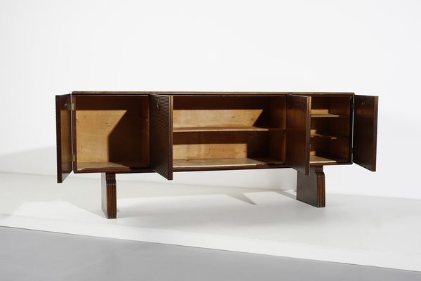 PONTI GIO (1891 - 1979) : Credenza  - Asta Asta 383 | DESIGN E ARTI DECORATIVE DEL NOVECENTO - FINE DESIGN Tradizionale - Associazione Nazionale - Case d'Asta italiane