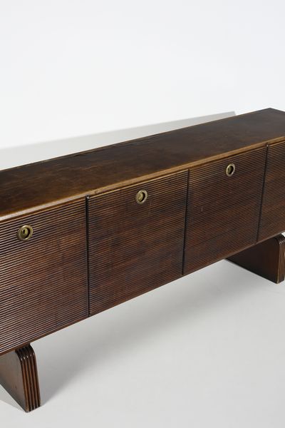 PONTI GIO (1891 - 1979) : Credenza  - Asta Asta 383 | DESIGN E ARTI DECORATIVE DEL NOVECENTO - FINE DESIGN Tradizionale - Associazione Nazionale - Case d'Asta italiane
