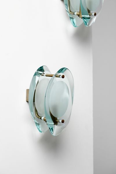 INGRAND MAX (1908 - 1969) : Coppia di lampade da parete 2093 per Fontana Arte  - Asta Asta 383 | DESIGN E ARTI DECORATIVE DEL NOVECENTO - FINE DESIGN Tradizionale - Associazione Nazionale - Case d'Asta italiane