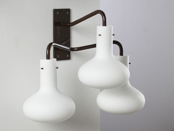 GARDELLA IGNAZIO (1905 - 1999) : Coppia di lampade da parete LP12 per Azucena  - Asta Asta 383 | DESIGN E ARTI DECORATIVE DEL NOVECENTO - FINE DESIGN Tradizionale - Associazione Nazionale - Case d'Asta italiane