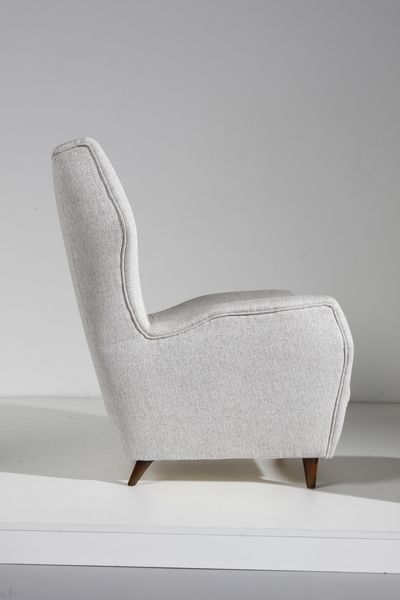 PONTI GIO (1891 - 1979) : Coppia di poltrone con coppia di poggiapiedi per ISA, Ponte San Pietro, Bergamo  - Asta Asta 383 | DESIGN E ARTI DECORATIVE DEL NOVECENTO - FINE DESIGN Tradizionale - Associazione Nazionale - Case d'Asta italiane