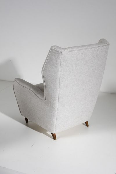 PONTI GIO (1891 - 1979) : Coppia di poltrone con coppia di poggiapiedi per ISA, Ponte San Pietro, Bergamo  - Asta Asta 383 | DESIGN E ARTI DECORATIVE DEL NOVECENTO - FINE DESIGN Tradizionale - Associazione Nazionale - Case d'Asta italiane