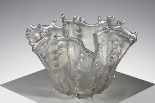 BAROVIER ERCOLE (1889 - 1974) : Vaso della serie Medusa in vetro fortemente iridato  - Asta Asta 383 | DESIGN E ARTI DECORATIVE DEL NOVECENTO - FINE DESIGN Tradizionale - Associazione Nazionale - Case d'Asta italiane