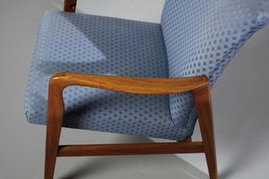 BRUK ARNESTAD : Quattro poltrone  - Asta Asta 383 | DESIGN E ARTI DECORATIVE DEL NOVECENTO - FINE DESIGN Tradizionale - Associazione Nazionale - Case d'Asta italiane