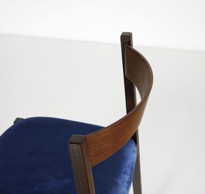 FRATTINI GIANFRANCO (1926 - 2004) : Dodici sedie 101 per Cassina  - Asta Asta 383 | DESIGN E ARTI DECORATIVE DEL NOVECENTO - FINE DESIGN Tradizionale - Associazione Nazionale - Case d'Asta italiane