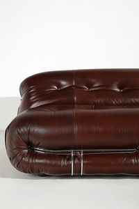 SCARPA AFRA (1937 -2011) & TOBIA (n. 1935) : Divano Soriana per Cassina  - Asta Asta 383 | DESIGN E ARTI DECORATIVE DEL NOVECENTO - FINE DESIGN Tradizionale - Associazione Nazionale - Case d'Asta italiane