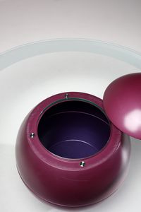 MENDINI ALESSANDRO (1931 - 2019) : Tavolino da salotto Acubens collezione I Soli per New Alchimia  - Asta Asta 383 | DESIGN E ARTI DECORATIVE DEL NOVECENTO - FINE DESIGN Tradizionale - Associazione Nazionale - Case d'Asta italiane