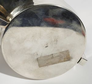 NANGERONI CARLO (n. 1922) : Servizio da te Futura per Minocci  - Asta Asta 383 | DESIGN E ARTI DECORATIVE DEL NOVECENTO - FINE DESIGN Tradizionale - Associazione Nazionale - Case d'Asta italiane