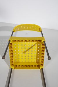 MARI ENZO (n. 1932) : Otto sedie BOX per Anonima Castelli (BO)  - Asta Asta 383 | DESIGN E ARTI DECORATIVE DEL NOVECENTO - FINE DESIGN Tradizionale - Associazione Nazionale - Case d'Asta italiane