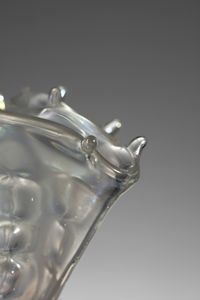 BAROVIER ERCOLE (1889 - 1974) : Vaso della serie Medusa in vetro fortemente iridato  - Asta Asta 383 | DESIGN E ARTI DECORATIVE DEL NOVECENTO - FINE DESIGN Tradizionale - Associazione Nazionale - Case d'Asta italiane