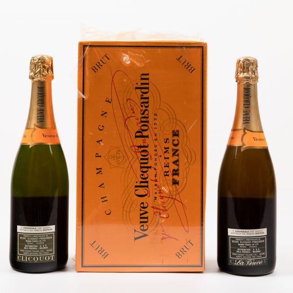 Veuve Clicquot, Champagne Brut Bicentenaire<BR>Veuve Clicquot, Champagne Brut  - Asta Winter Wine Auction - Associazione Nazionale - Case d'Asta italiane