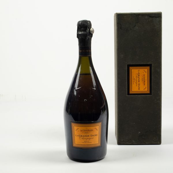 Veuve Clicquot, La Grande Dame  - Asta Winter Wine Auction - Associazione Nazionale - Case d'Asta italiane
