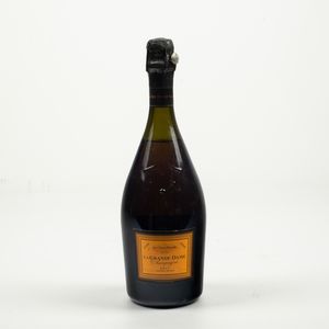 Veuve Clicquot, La Grande Dame  - Asta Winter Wine Auction - Associazione Nazionale - Case d'Asta italiane
