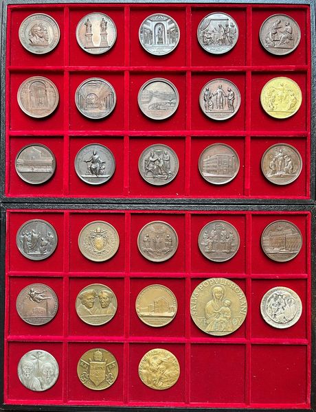 VATICANO. Lotto di 28 medaglie.  - Asta Numismatica - Associazione Nazionale - Case d'Asta italiane