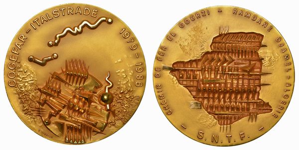 ARNALDO POMODORO - ROMA. COGEFAR/ITALSTRADE. Grande medaglia scultura in bronzo dorato.  - Asta Numismatica - Associazione Nazionale - Case d'Asta italiane