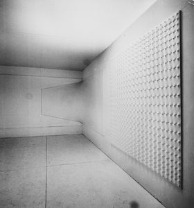 Ugo Mulas - Enrico Castellani, Ambiente Bianco, Foligno