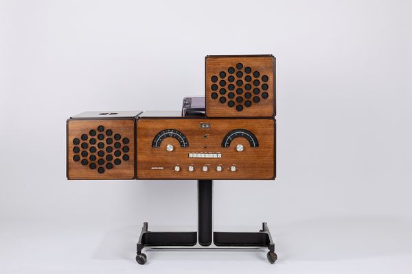 Achille e Pier Giacomo  Castiglioni : Radiofonografo BR126  - Asta Tiny design - Associazione Nazionale - Case d'Asta italiane
