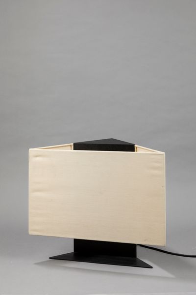 CINI BOERI : Lampada da tavolo  - Asta Tiny design - Associazione Nazionale - Case d'Asta italiane