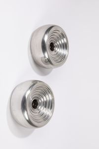 ACHILLE CASTIGLIONI - Coppia di lampade da parete o soffitto in metallo