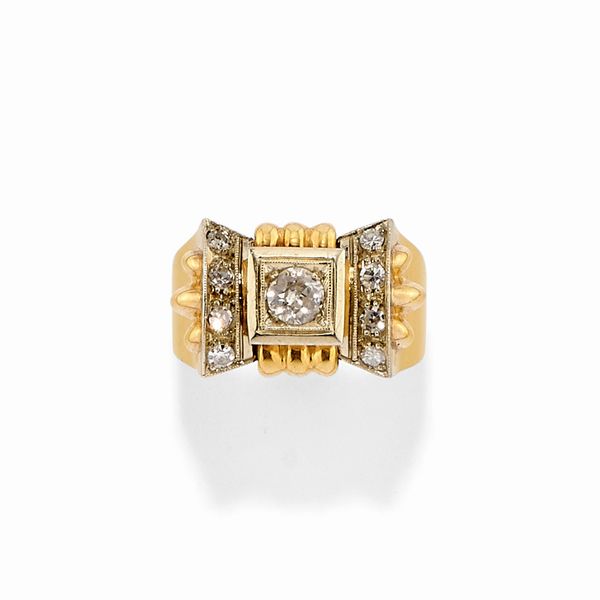 Anello bicolore 18k e diamanti, 1940 circa  - Asta Argenti dal XVIII al XX secolo - Associazione Nazionale - Case d'Asta italiane