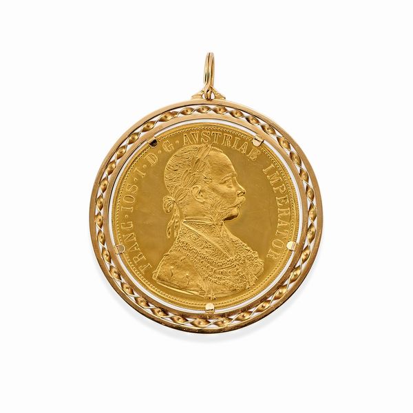Pendente con moneta in oro giallo 18k  - Asta Argenti dal XVIII al XX secolo - Associazione Nazionale - Case d'Asta italiane