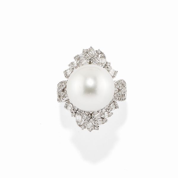 Anello in oro bianco 18k, diamanti e perla  - Asta Argenti dal XVIII al XX secolo - Associazione Nazionale - Case d'Asta italiane
