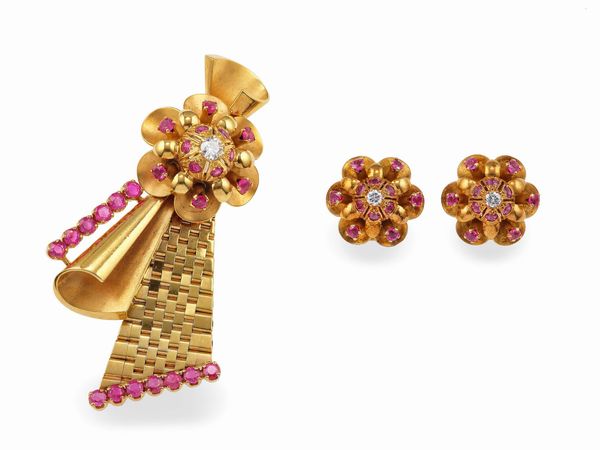 Demi-parure composta da spilla ed orecchini con rubini  - Asta Fine jewels - Associazione Nazionale - Case d'Asta italiane