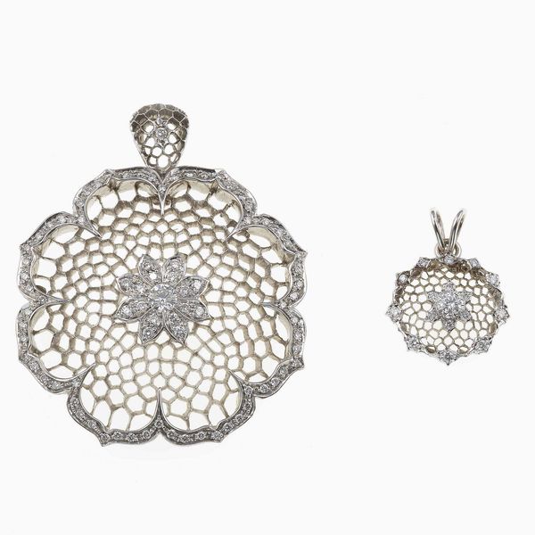M. Buccellati. Due pendenti con diamanti  - Asta Fine jewels - Associazione Nazionale - Case d'Asta italiane