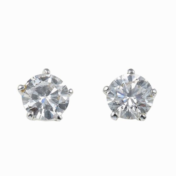 Orecchini con diamanti taglio brillante per ct 1.30 circa  - Asta Fine jewels - Associazione Nazionale - Case d'Asta italiane