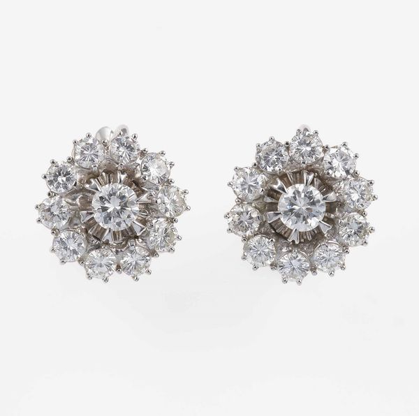 Orecchini con diamanti  - Asta Fine jewels - Associazione Nazionale - Case d'Asta italiane