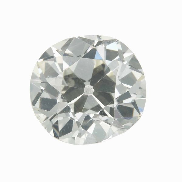 Diamante taglio cuscino vecchio di ct 6.80, colore O-P, caratteristiche interne VS2, fluorescenza none  - Asta Fine jewels - Associazione Nazionale - Case d'Asta italiane