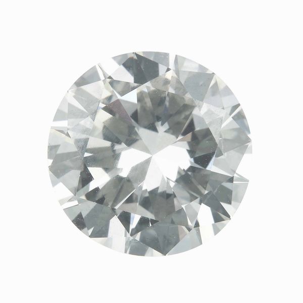 Diamante taglio brillante di ct 5.92, colore M, caratteristiche interne VS1, fluorescenza none  - Asta Fine jewels - Associazione Nazionale - Case d'Asta italiane